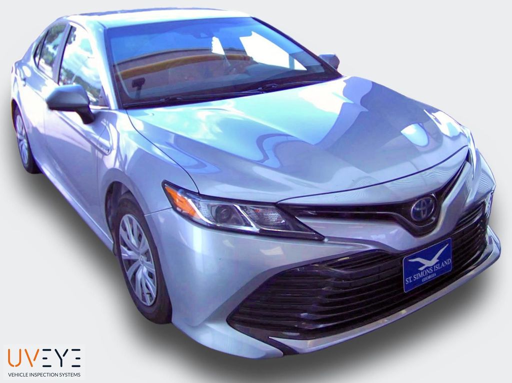 Used 2018 Toyota Camry Hybrid Sedan