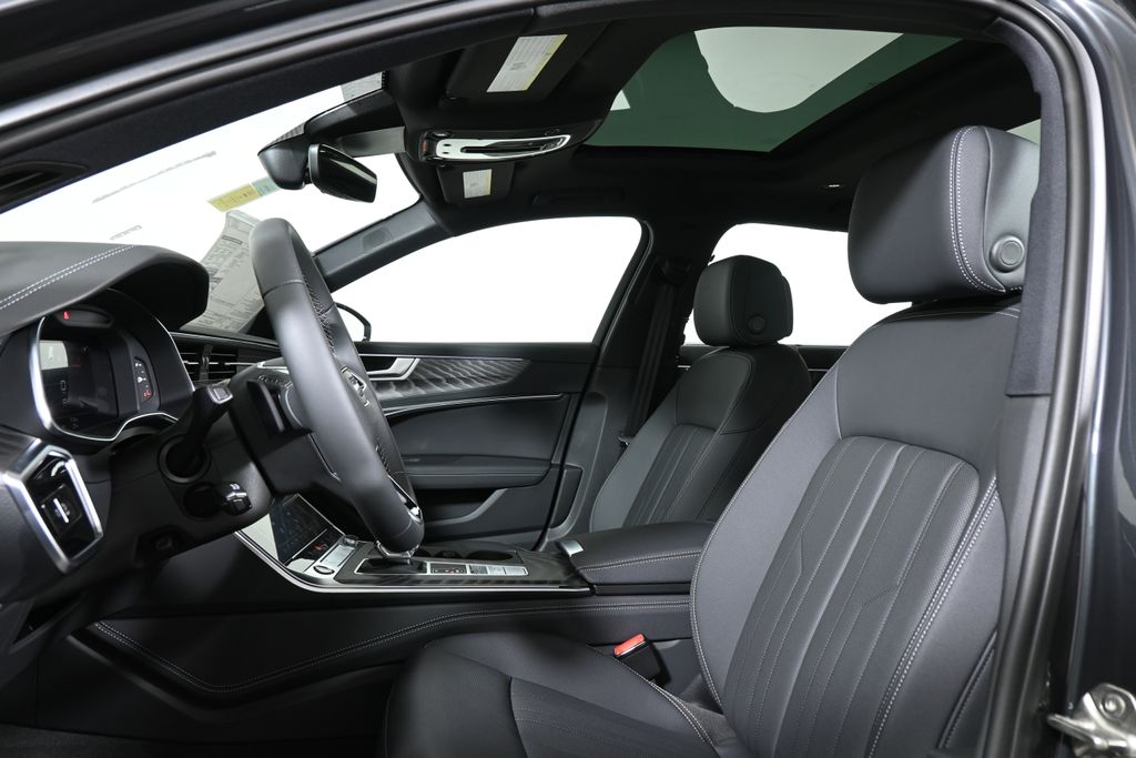 Thumbnail: 2026 Audi A6 - 13