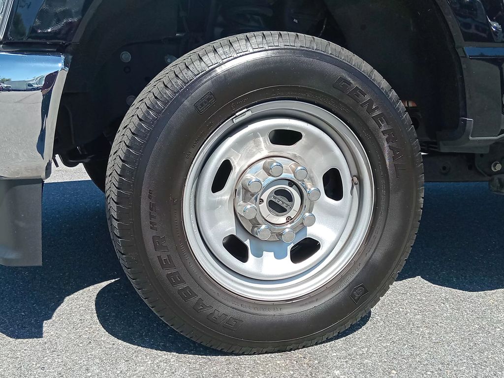 2025 Ford F-350 Chassis XL