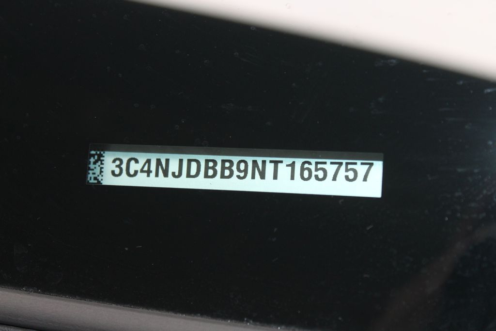 Thumbnail: 2022 Jeep Compass - 28