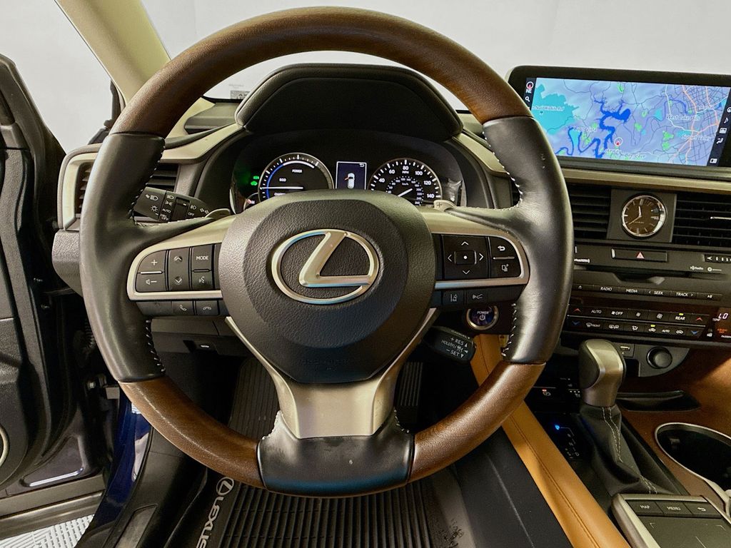 2022 Lexus RX Hybrid 450hL 11