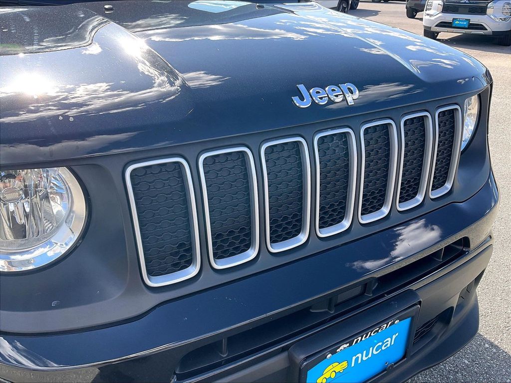 2023 Jeep Renegade — photo 26