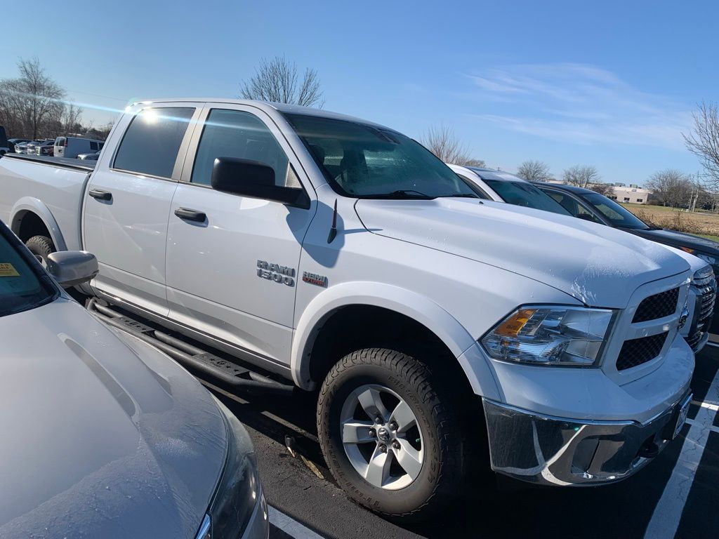 2017 Ram 1500 SLT 2