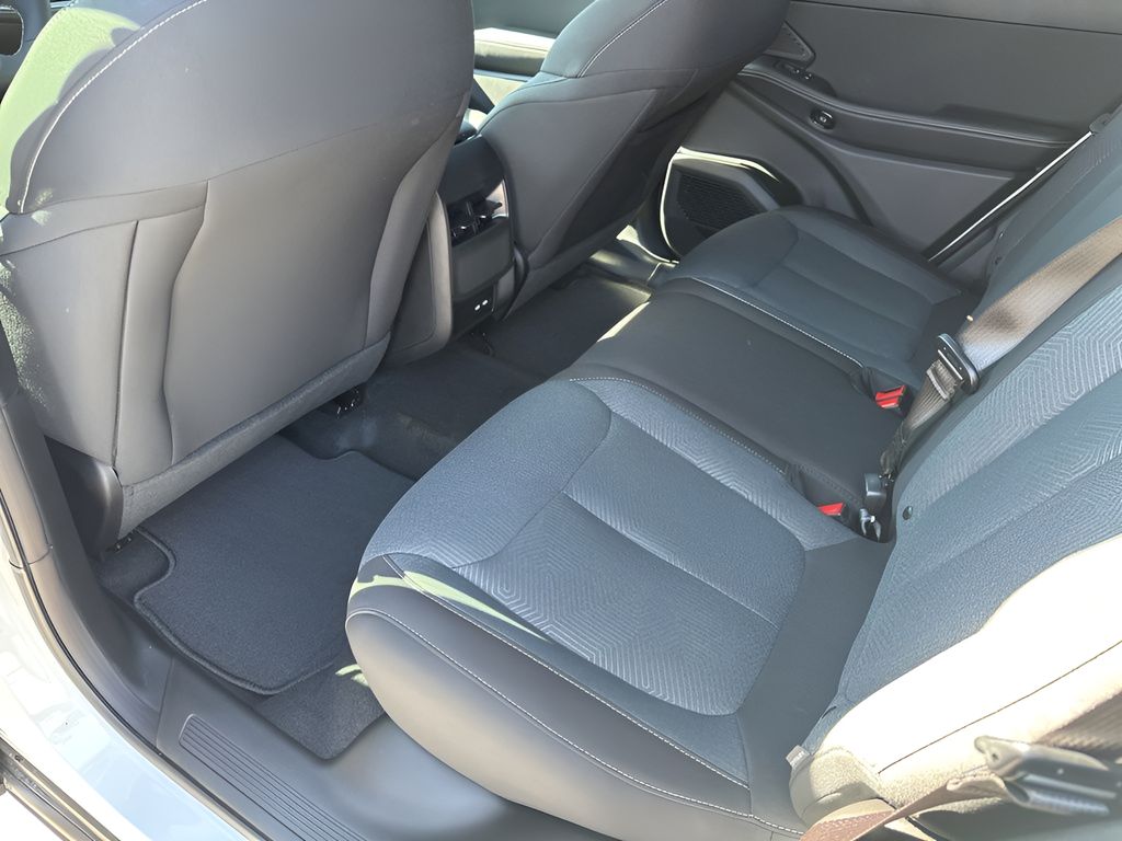 New 2026 White/off-white Jeep Laredo image 20