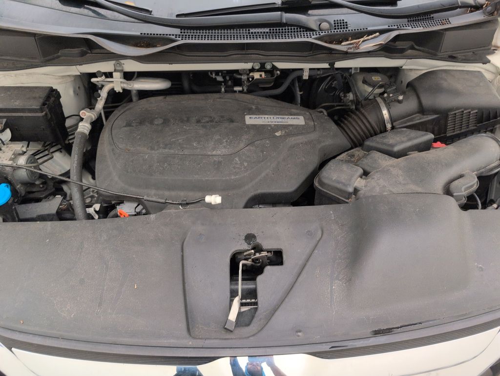 Certified Used 2019 White Honda LX image 30