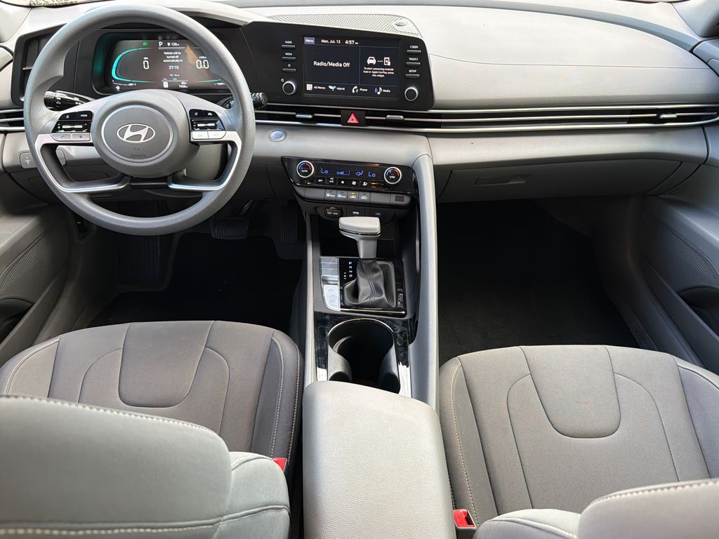 Used 2025 Hyundai Elantra Hybrid Sedan