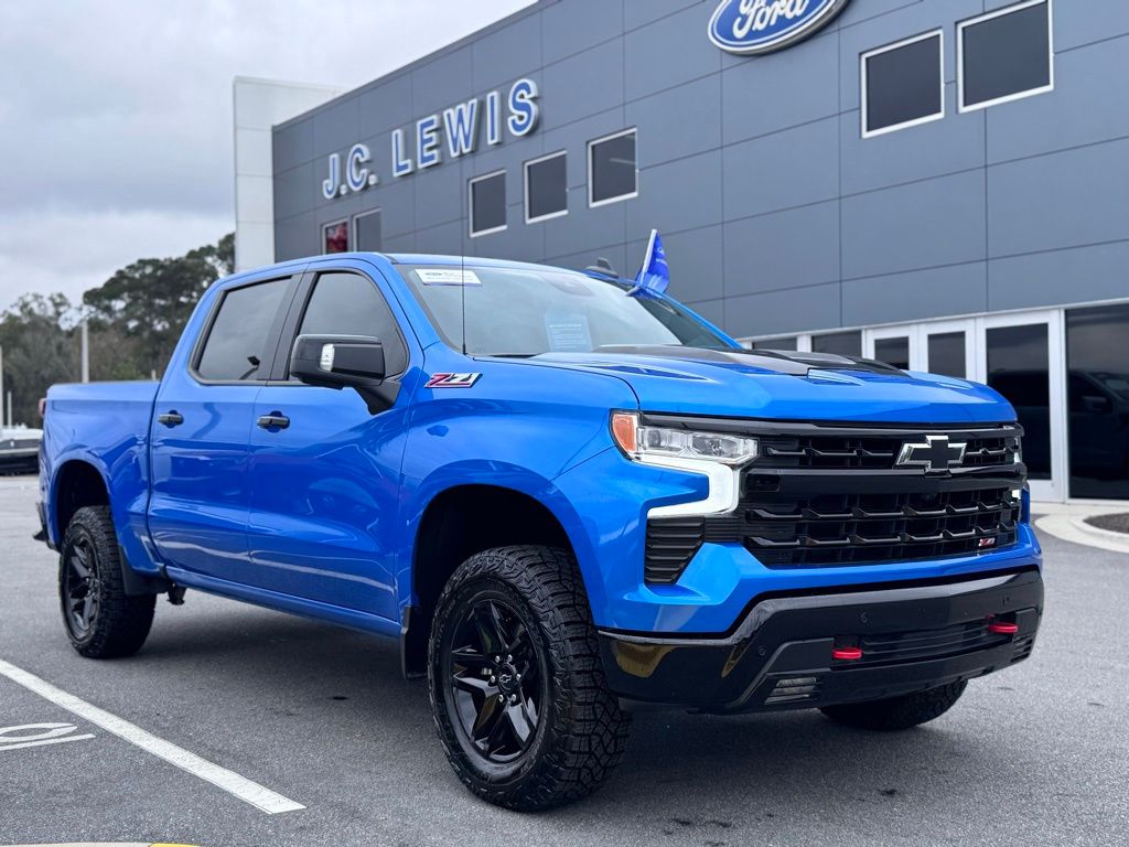 2025 Chevrolet Silverado 1500 LT