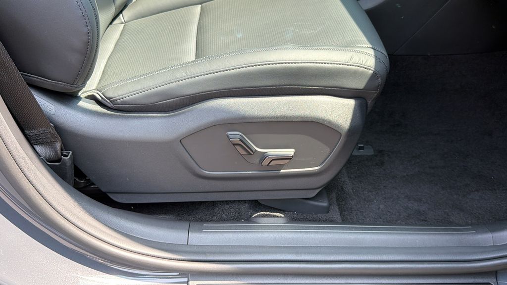 New 2026 Gray Hyundai Calligraphy image 17