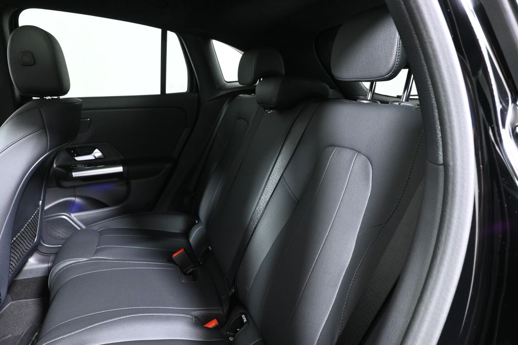 Thumbnail: 2026 Mercedes-Benz GLA - 4