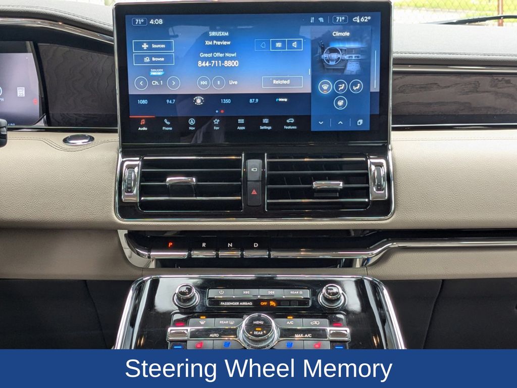 2024 Lincoln Navigator Premiere