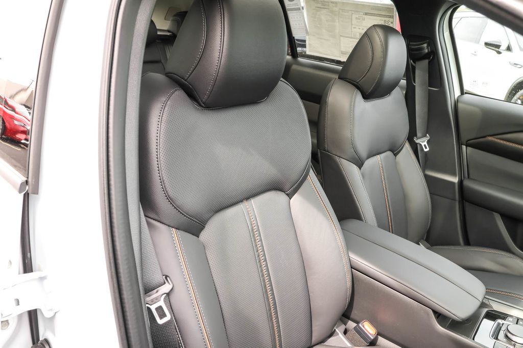 Mazda CX-50 2.5 Hybrid Premium Plus