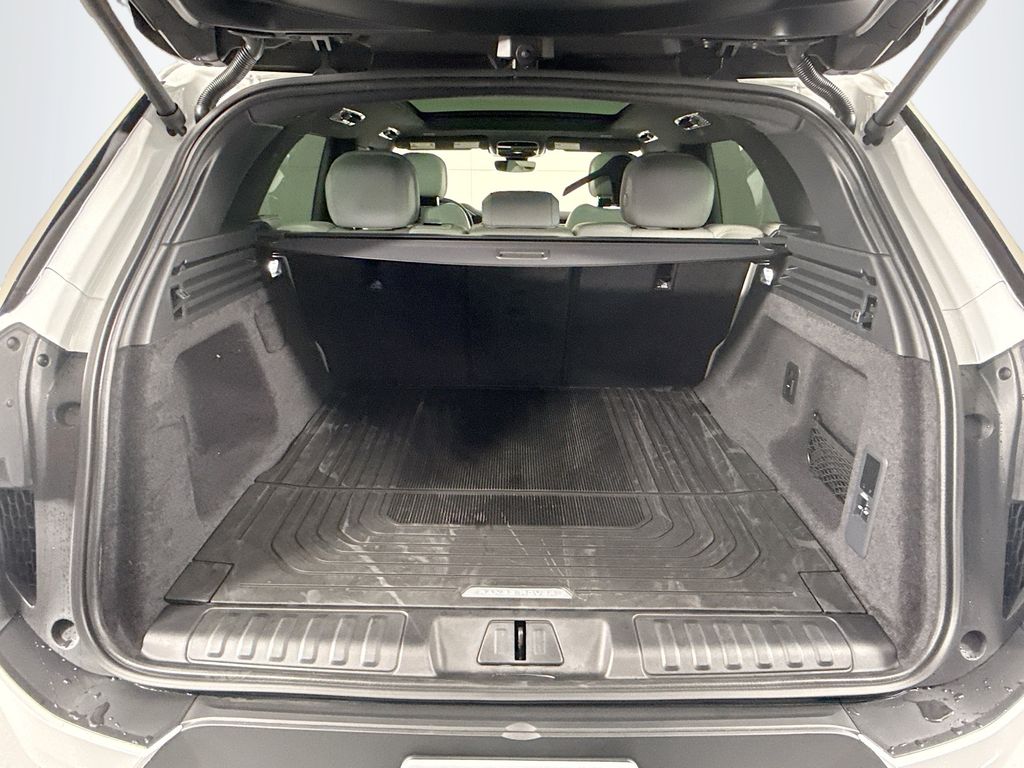 Thumbnail: 2026 Land Rover Range Rover Sport - 28