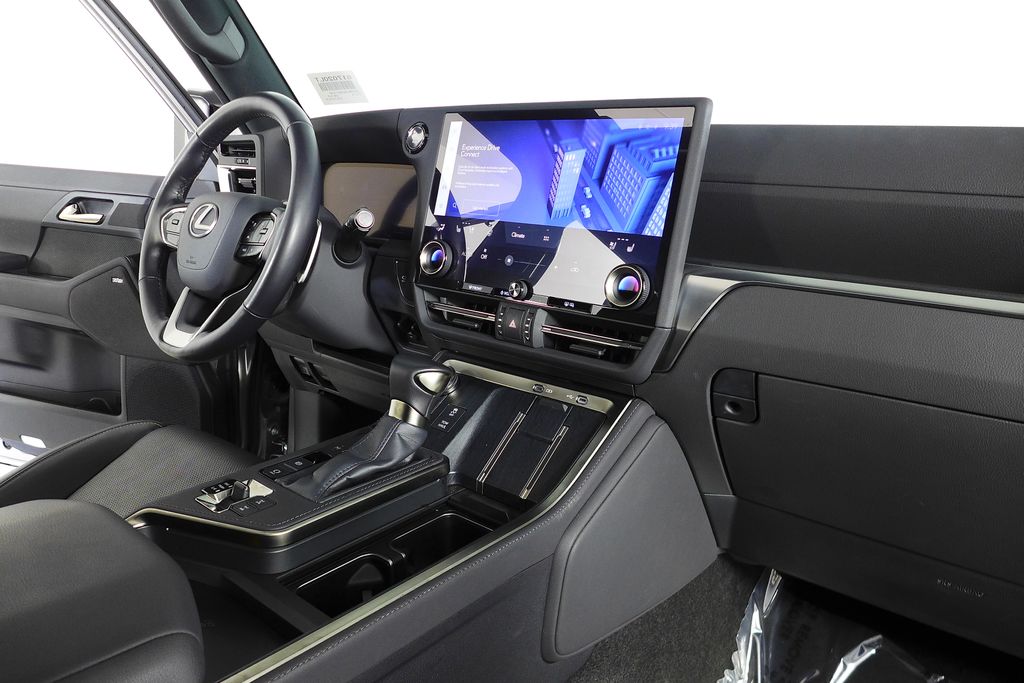 Thumbnail: 2024 Lexus GX - 13