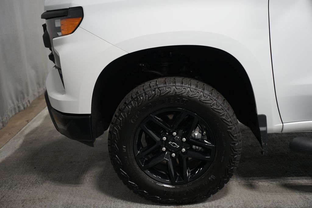 2025 Chevrolet Silverado 1500 Custom Trail Boss 5