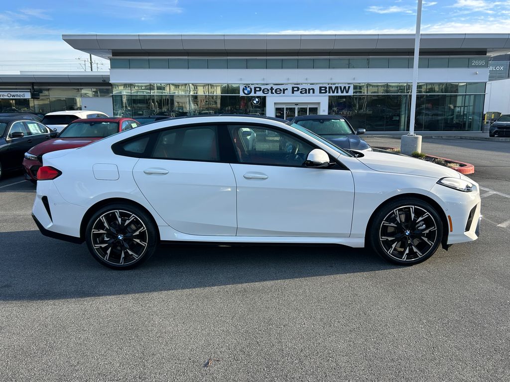 Thumbnail: 2026 BMW 2 Series - 6