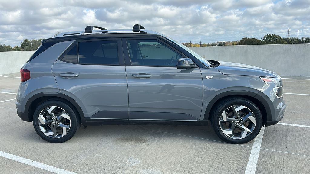 2022 Hyundai Venue Limited Gray at Baytown Hyundai