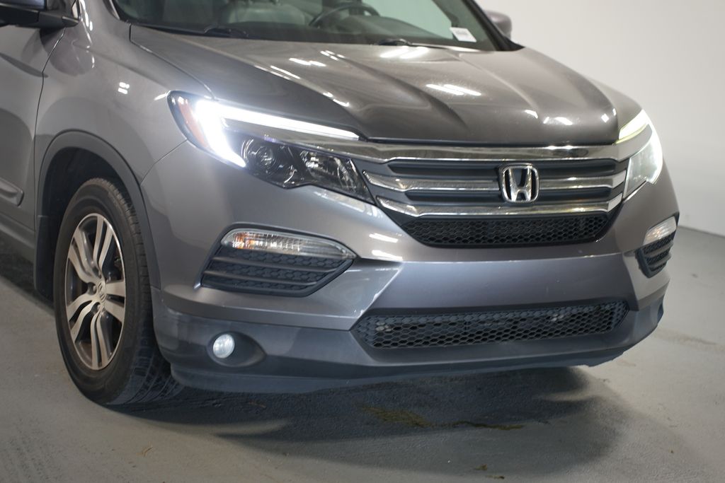 Thumbnail: 2016 Honda Pilot - 4