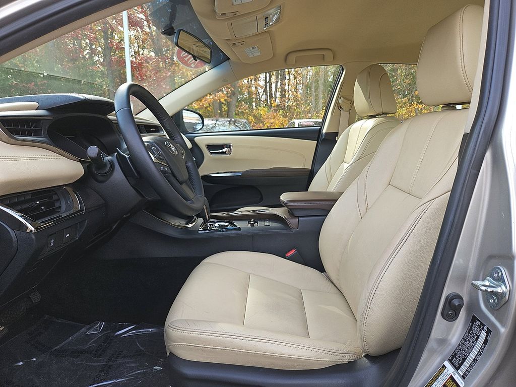 Thumbnail: 2016 Toyota Avalon - 14