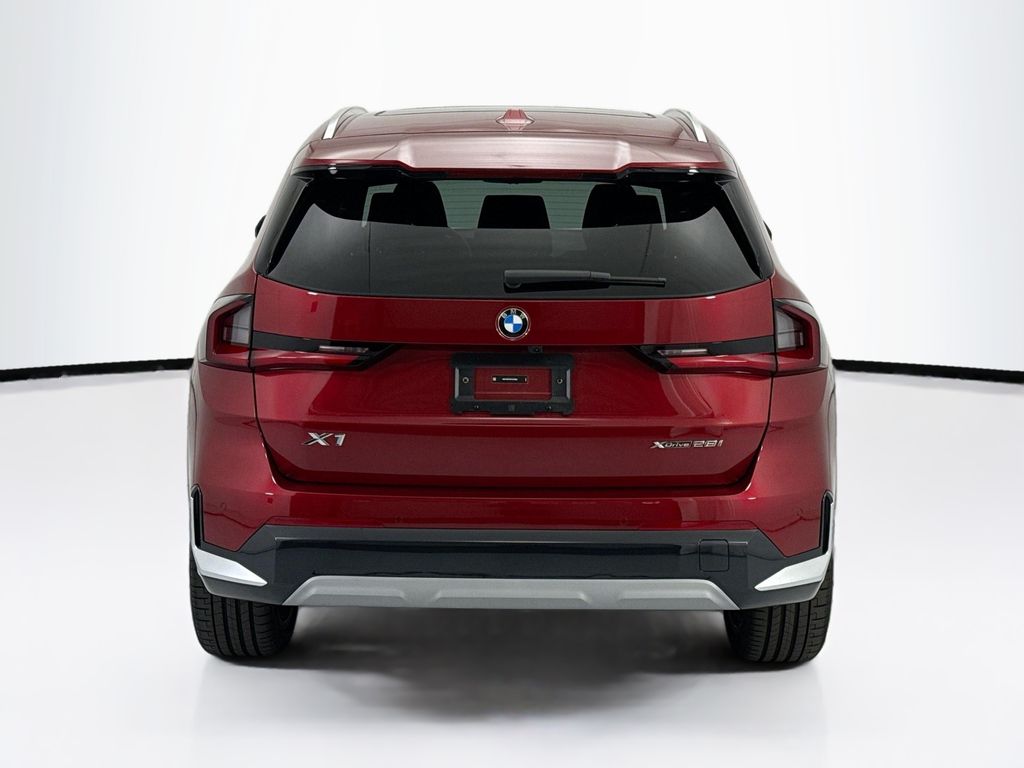 Thumbnail: 2026 BMW X1 - 6