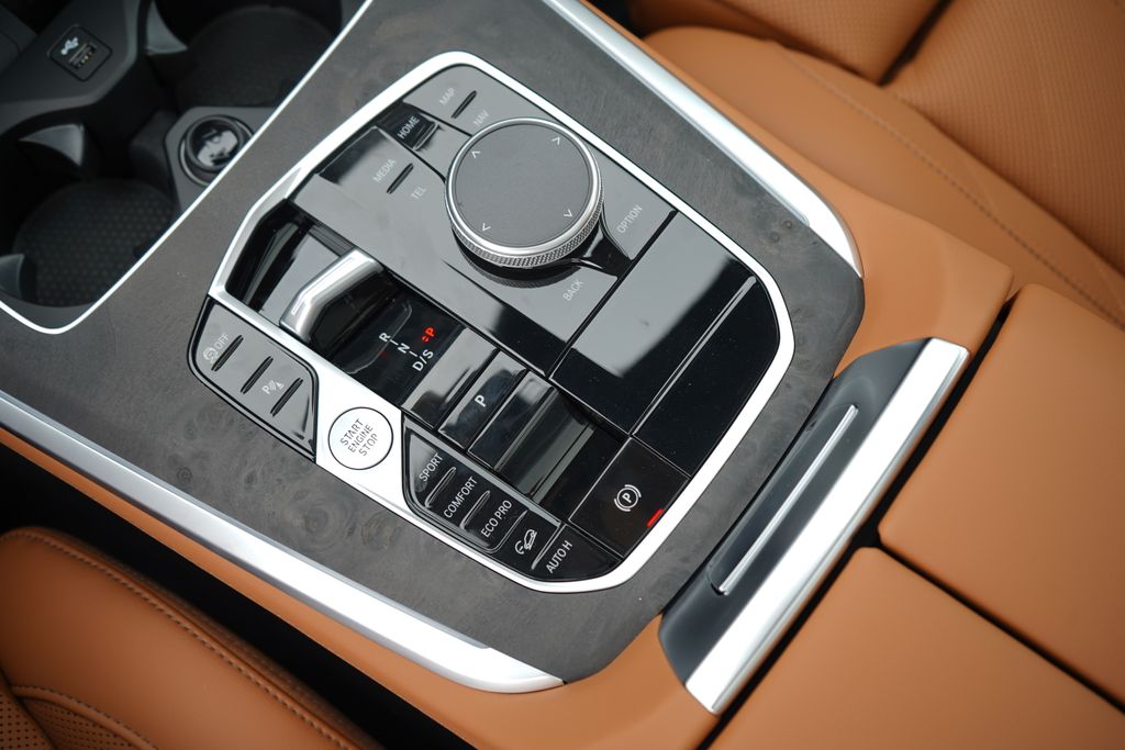 Thumbnail: 2026 BMW X5 - 18