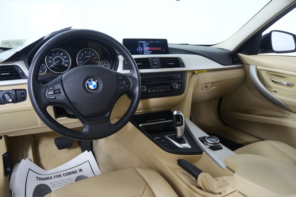 2015 BMW 3 Series 320i 17