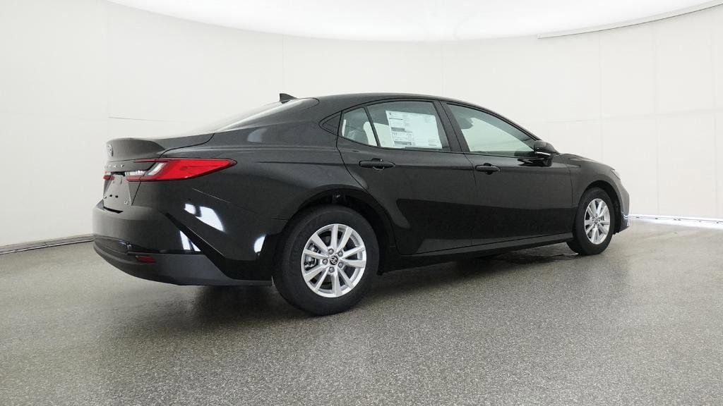 Thumbnail: 2026 Toyota Camry - 15