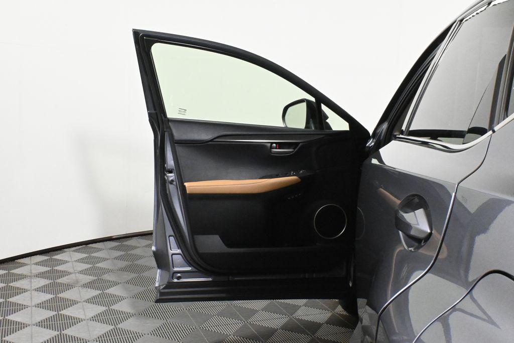 Thumbnail: 2015 Lexus NX - 30