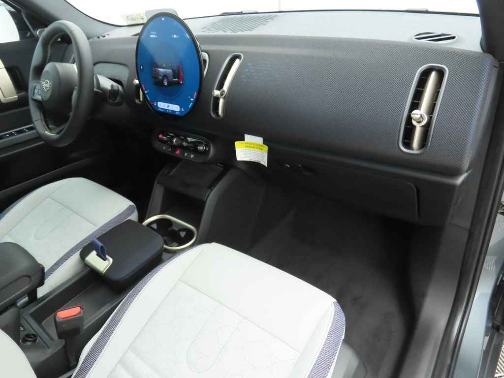 Thumbnail: 2026 MINI Cooper Countryman - 17