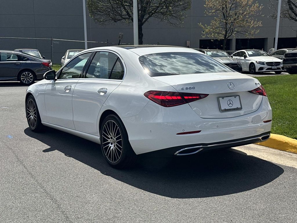 Thumbnail: 2025 Mercedes-Benz C-Class - 16