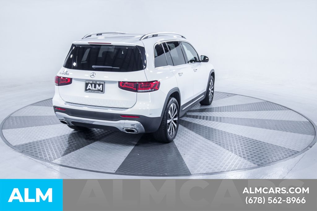 Used 2022 White Mercedes-Benz GLB 250 image 9
