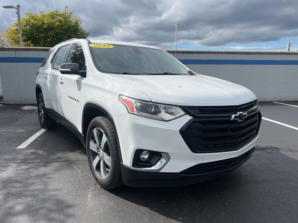 Thumbnail: 2019 Chevrolet Traverse - 7