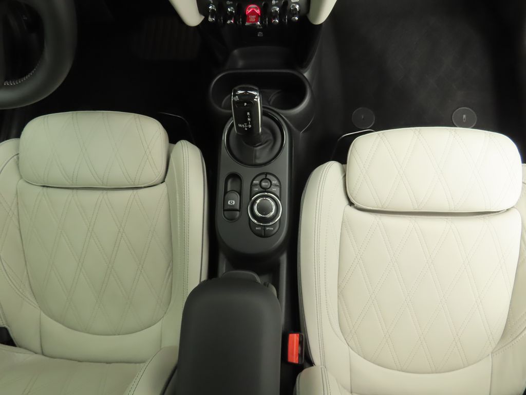 Thumbnail: 2023 MINI Cooper - 17