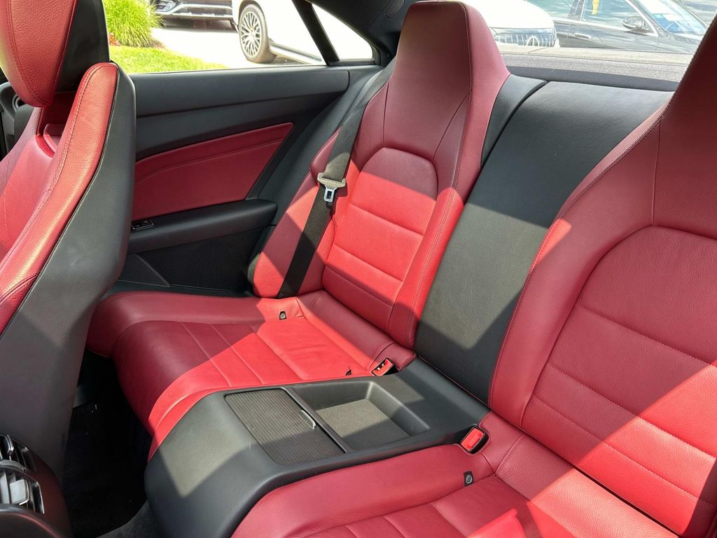 Thumbnail: 2016 Mercedes-Benz E-Class - 19