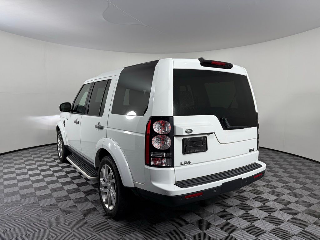 Thumbnail: 2016 Land Rover LR4 - 6