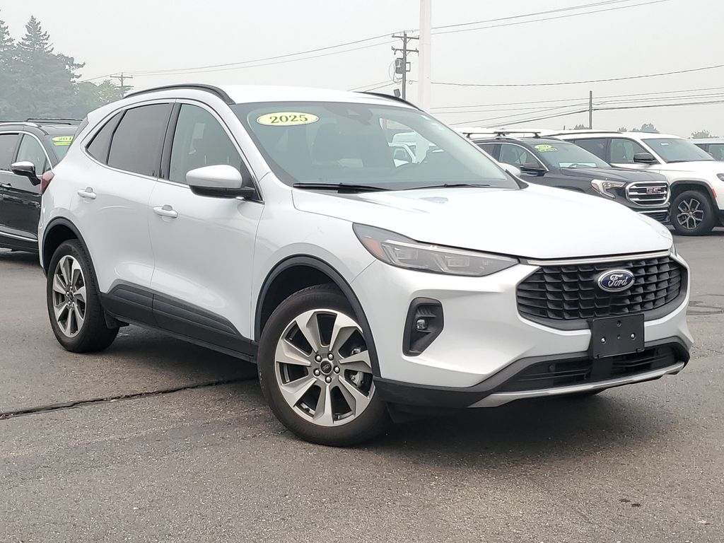 Space Silver Metallic 2025 Ford Escape SUV / Crossover All-Wheel Drive 8-Speed Automatic