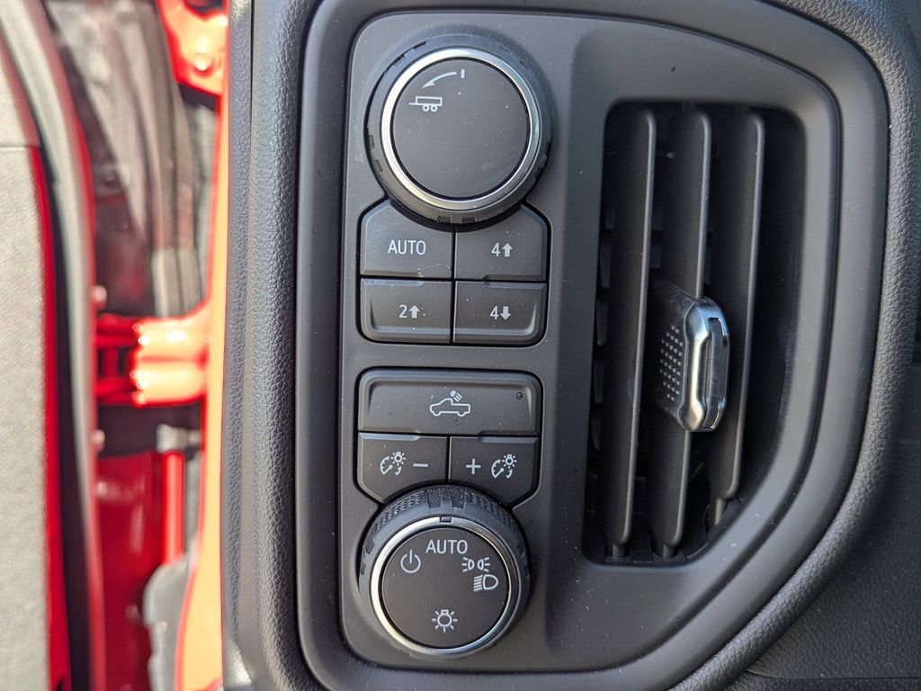 used 2025 Chevrolet Silverado 1500 car, priced at $38,991