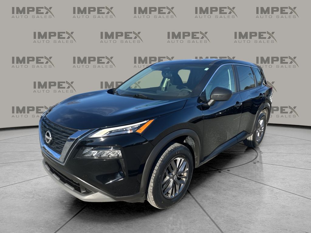 2023 Nissan Rogue S's photo