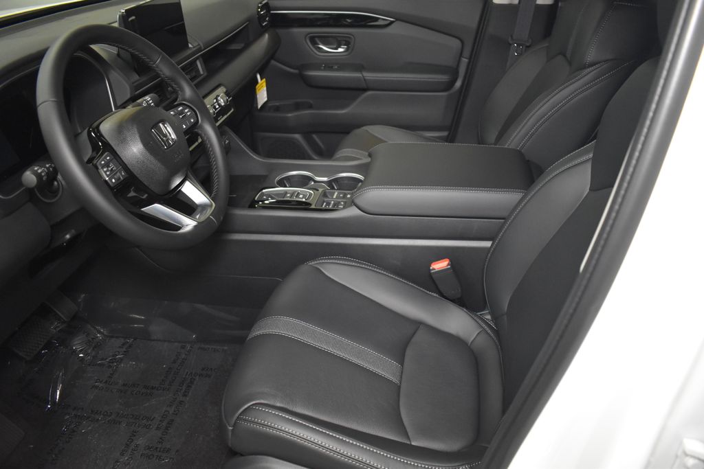 Thumbnail: 2025 Honda Pilot - 21