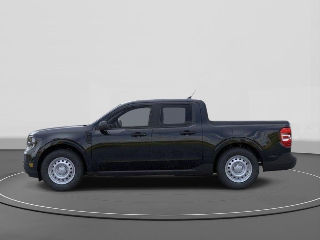 New 2026 Ford Maverick XL 4D Crew Cab