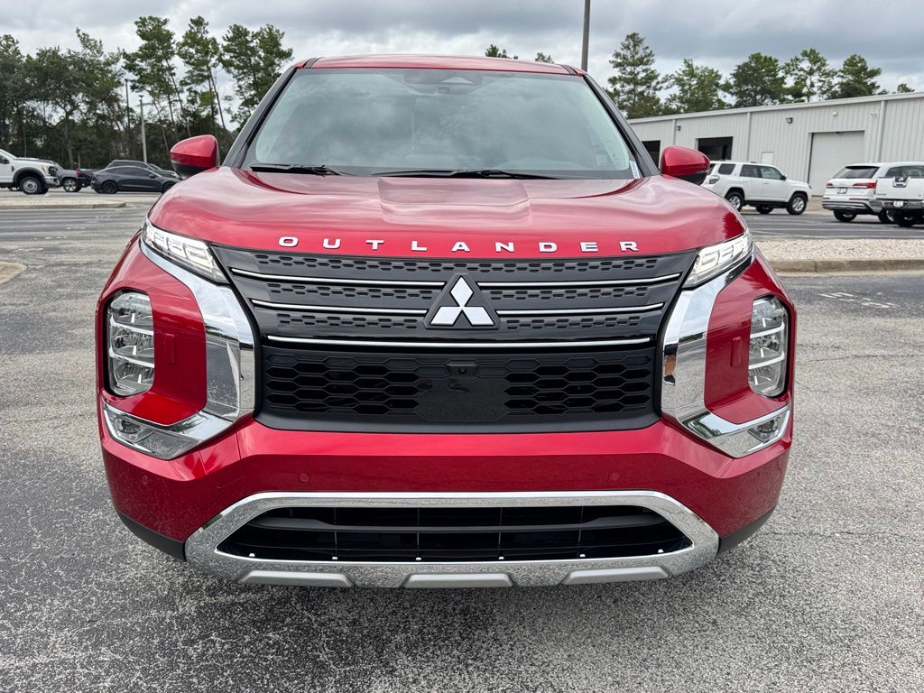 2025 Mitsubishi Outlander PHEV SE photo 2