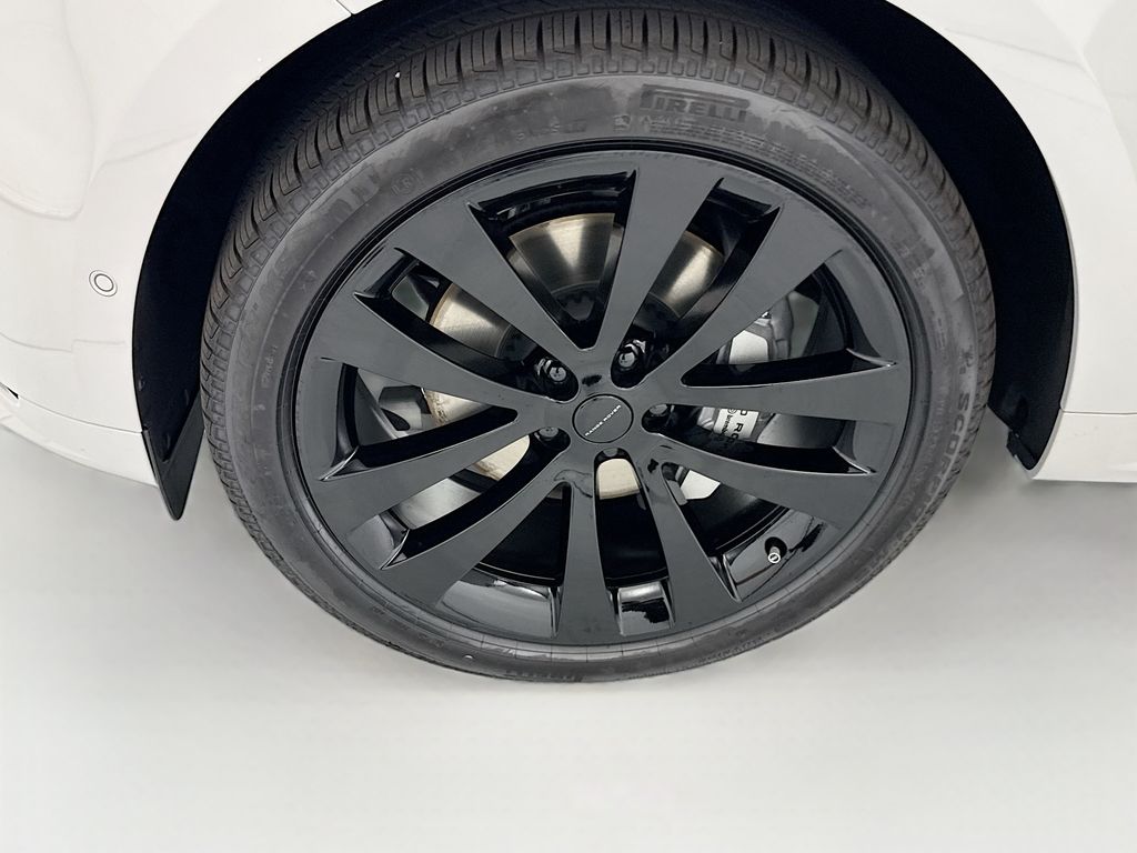 Thumbnail: 2026 Land Rover Range Rover Sport - 29