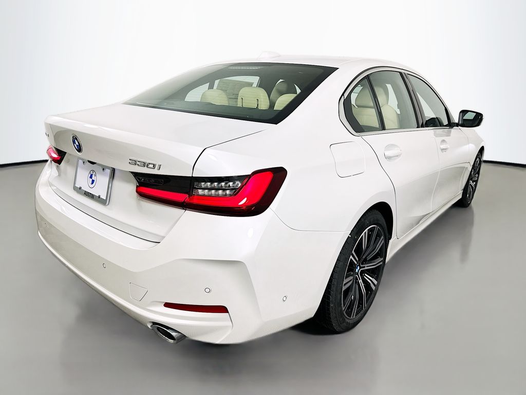 Thumbnail: 2026 BMW 3 Series - 5