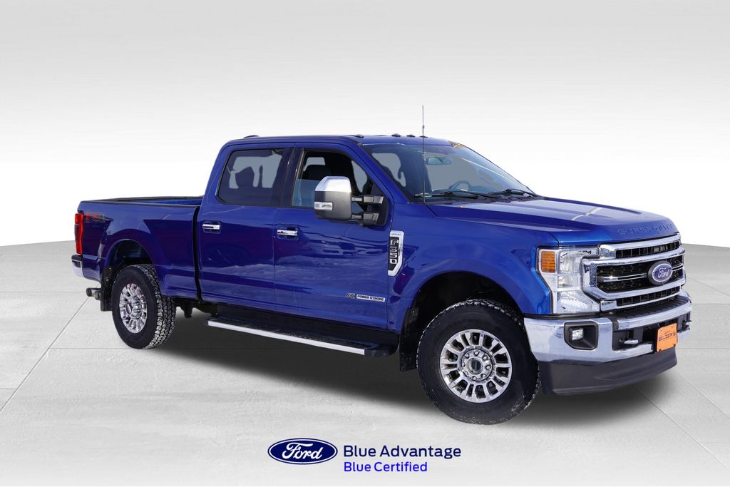 2022 Ford F-350 Super Duty Lariat Crew Cab 4WD