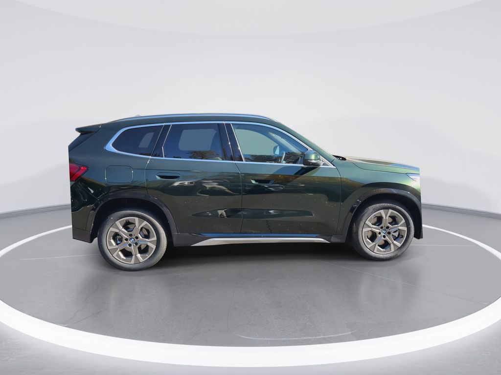 2025 BMW X1 xDrive28i 9