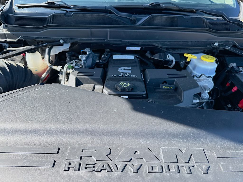 2024 RAM Ram 3500 Pickup Laramie - Photo 36