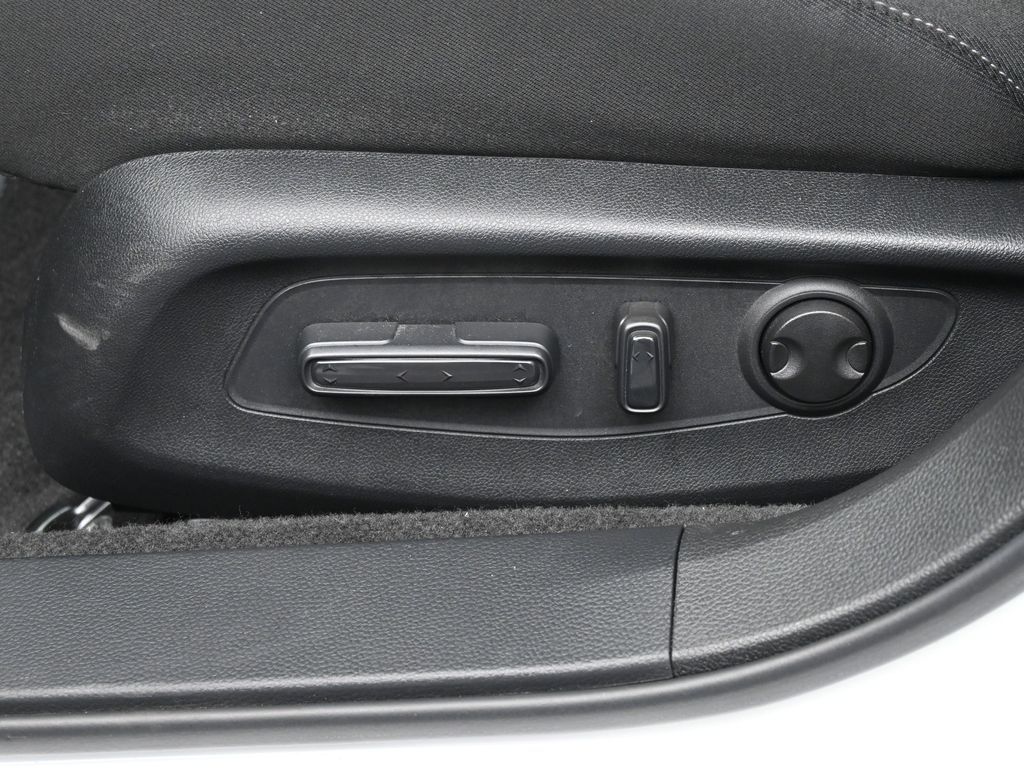 Used 2023 White Honda Sport image 12