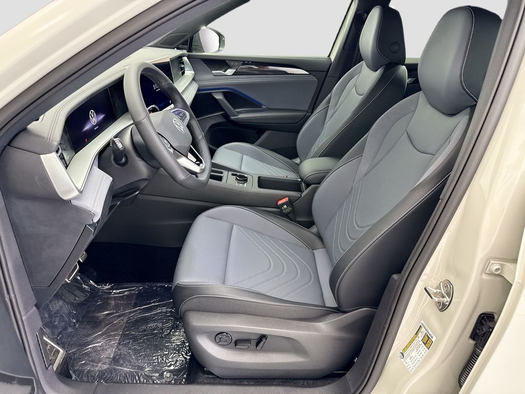 Thumbnail: 2026 Volkswagen Tiguan - 17