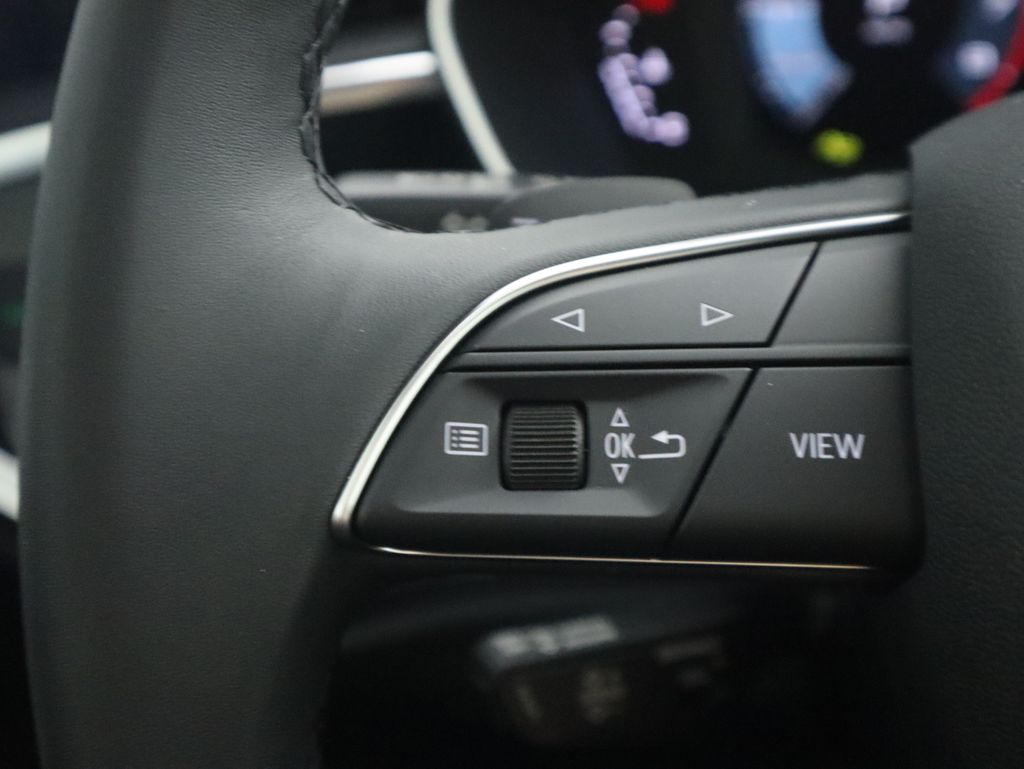 Thumbnail: 2025 Audi Q3 - 12