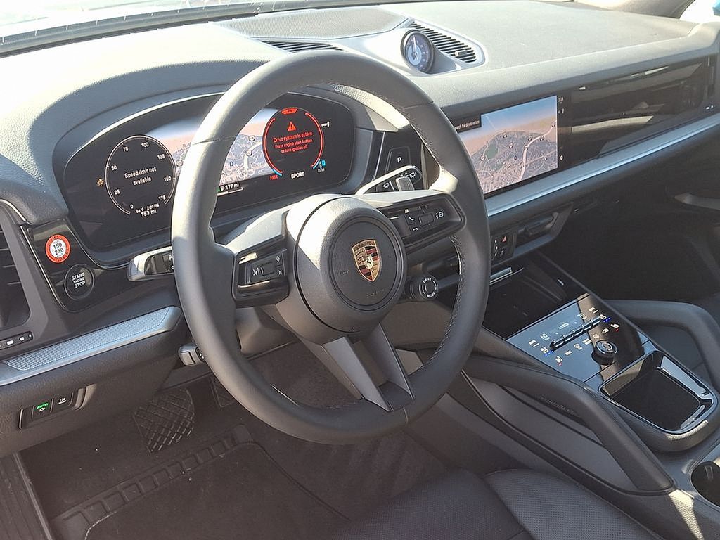 Thumbnail: 2025 Porsche Cayenne - 4