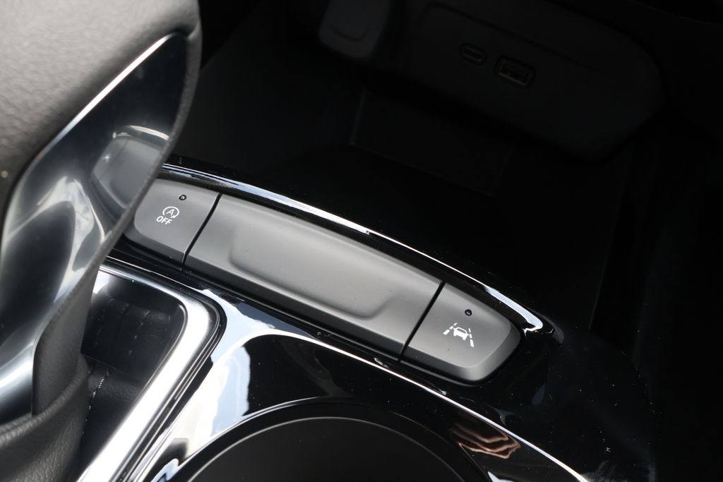 Thumbnail: 2026 Chevrolet Trax - 31